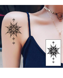 Damski minimalistyczny tatuaż geometryczny mandala boho