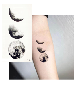 Mały tatuaż z księżycem pełnia fazy
