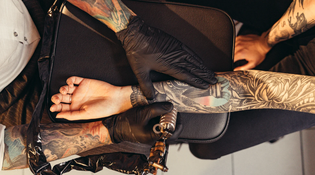Read more about the article Ile kosztuje tatuaż? – Ceny w studio w 2023