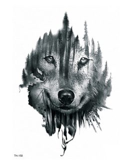 Tatuaż z wilkiem w lesie