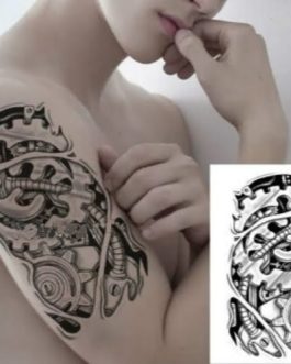 Tatuaż z biomechaniką męski na ramie